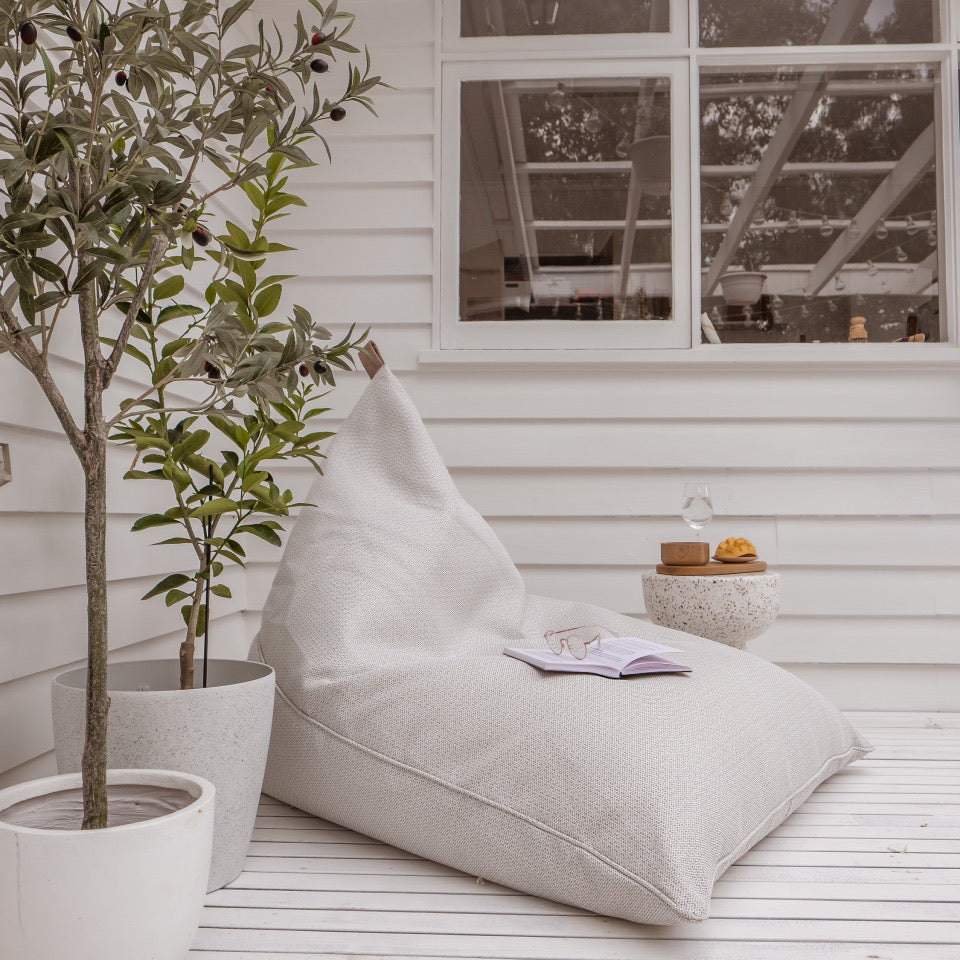 Unwind and Relax in Style: Discover the Ultimate Comfort of Outdoor Beanbags